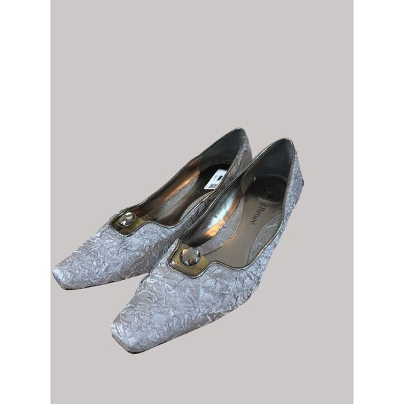 J. Renee Women's Silver Fabric Textured Heels Size 11 - Picture 2 of 14